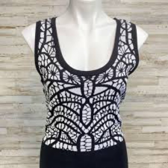 EUC Carmen Marc Valvo Black White Tank Sweater Dress Sweater Knit Dress Sz Large - Picture 5 of 9